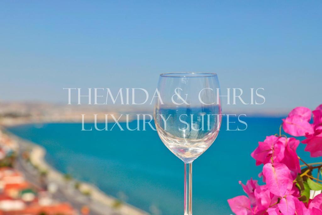 Ларнака: Luxury Penthouse 1BR-Seafront-Seasonal Pool-Central