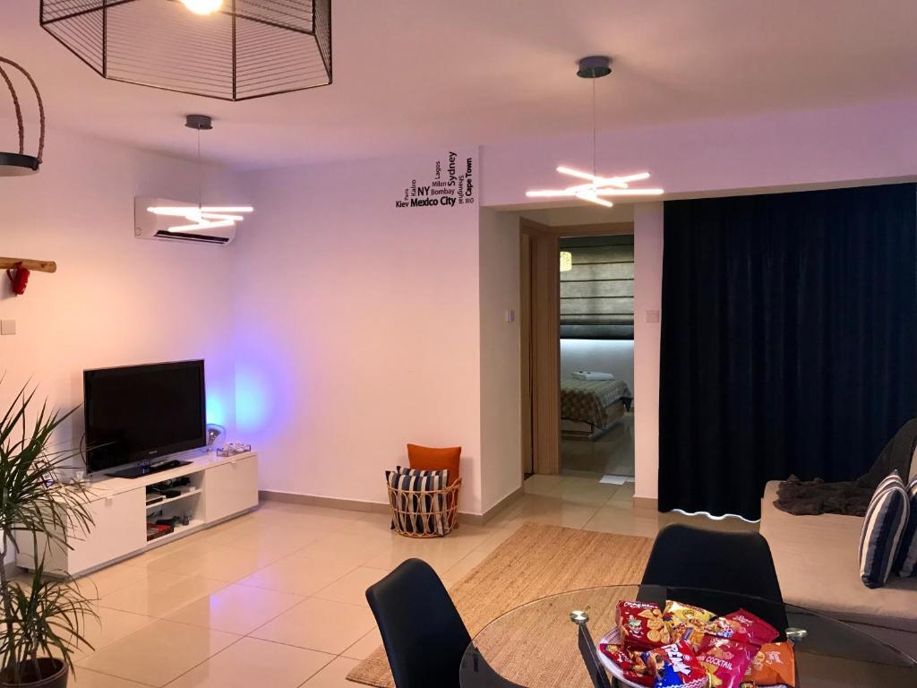 Ларнака: Fat Cow Apartment 103