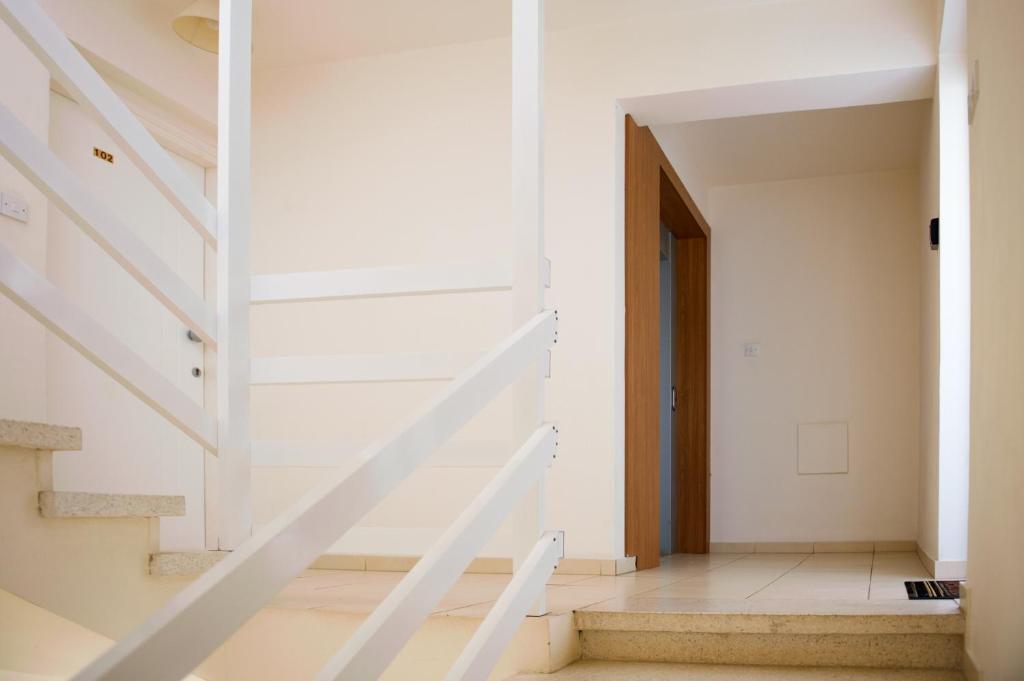 Паралимни: SOFIA APARTMENT 700m away from the beach
