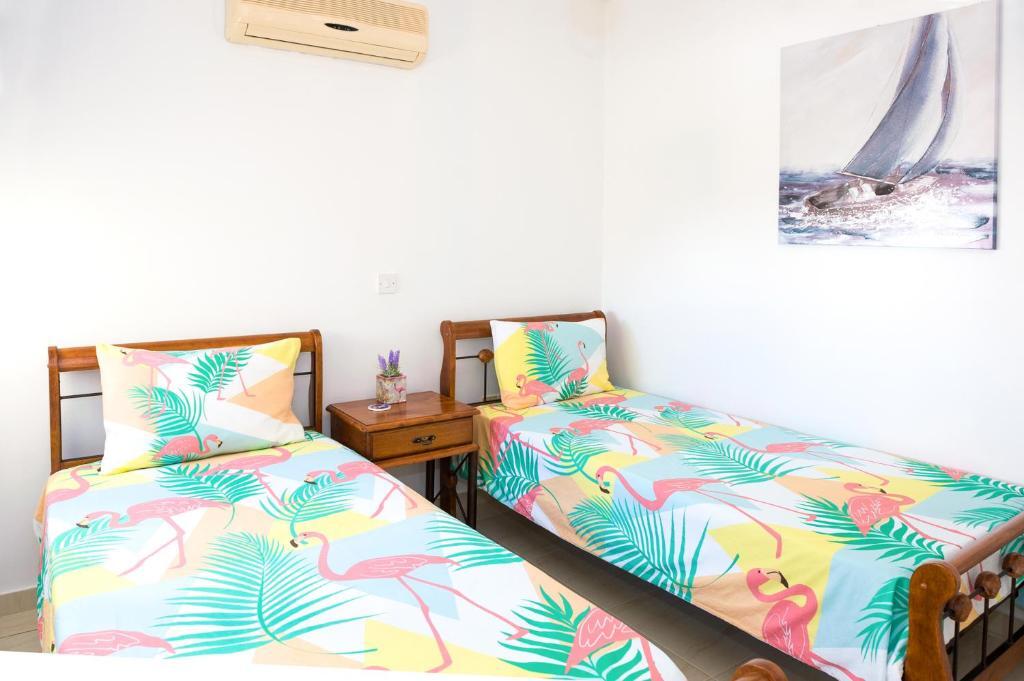 Паралимни: SOFIA APARTMENT 700m away from the beach