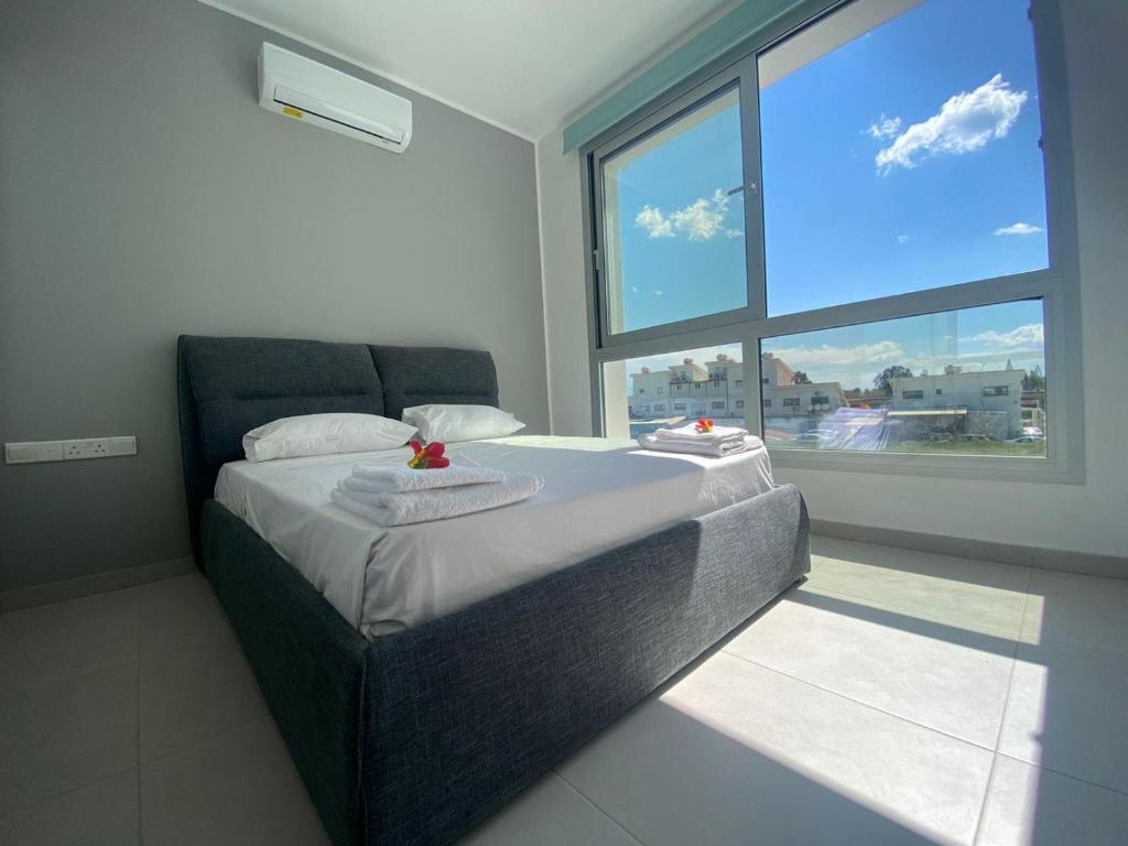 Modern 3 bedroom villa near Nissi Beach! — фото 3
