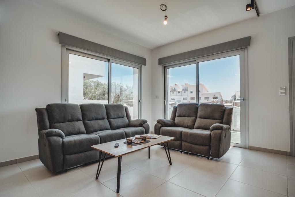 Айя-Напа: Modern 3 bedroom villa near Nissi Beach!