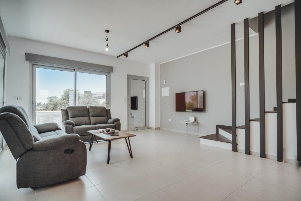 Айя-Напа: Modern 3 bedroom villa near Nissi Beach!