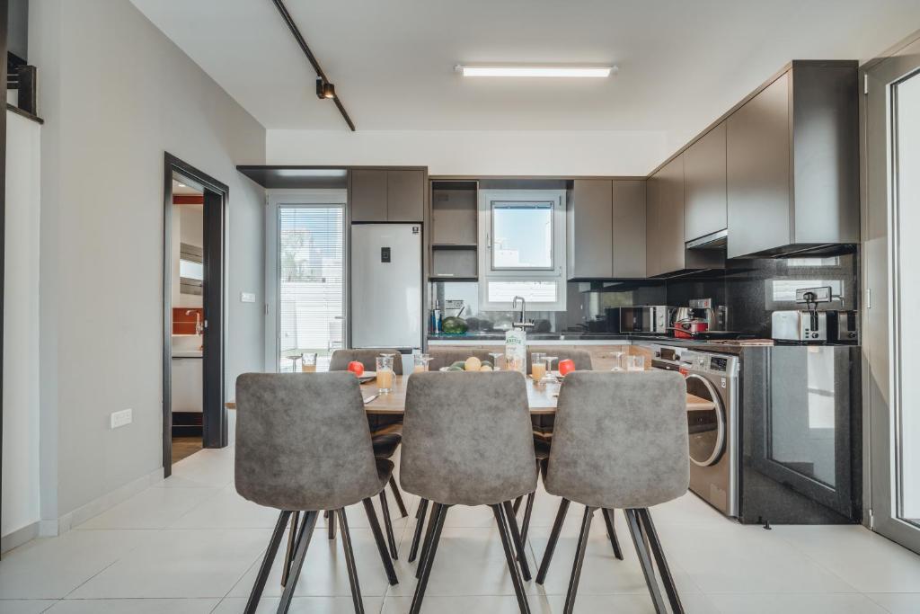 Айя-Напа: Modern 3 bedroom villa near Nissi Beach!