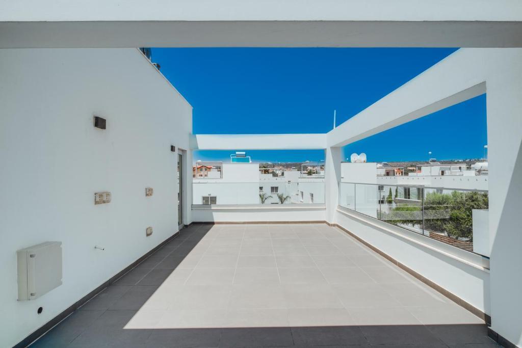 Айя-Напа: Modern 3 bedroom villa near Nissi Beach!