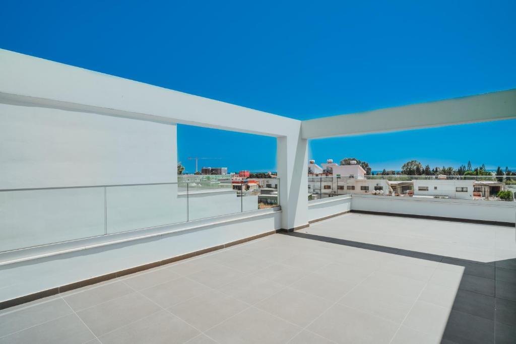 Айя-Напа: Modern 3 bedroom villa near Nissi Beach!