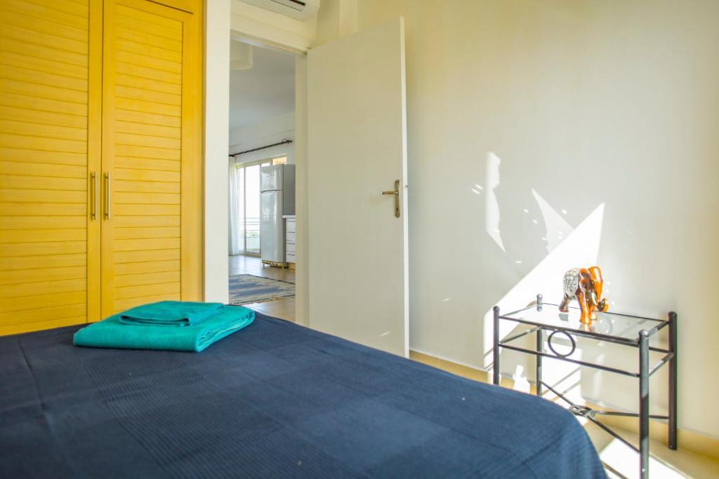 Apartment - penthouse 200 meters from the beach — фото 4