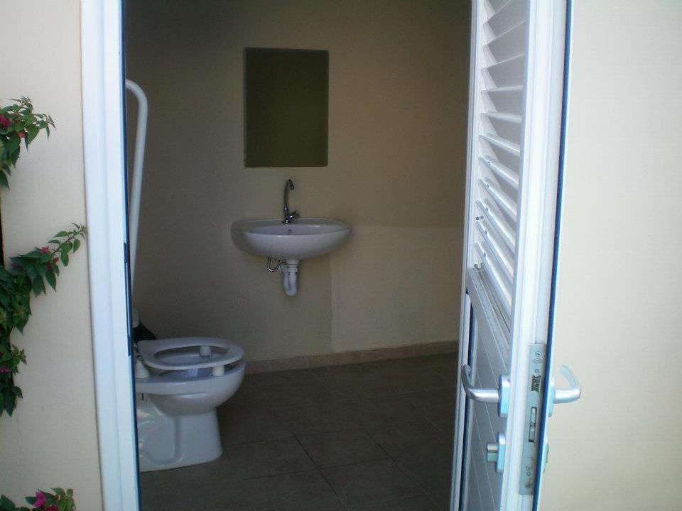 Кити: 103 ELEGANT 2 bed apartment with free Wifi, AC, pool & gym!
