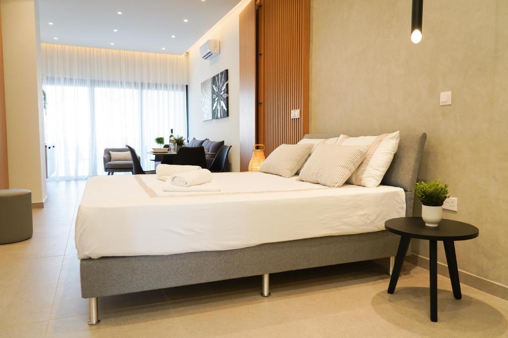 Chrystal Blue Suites Studio Apartment SELENE — фото 4