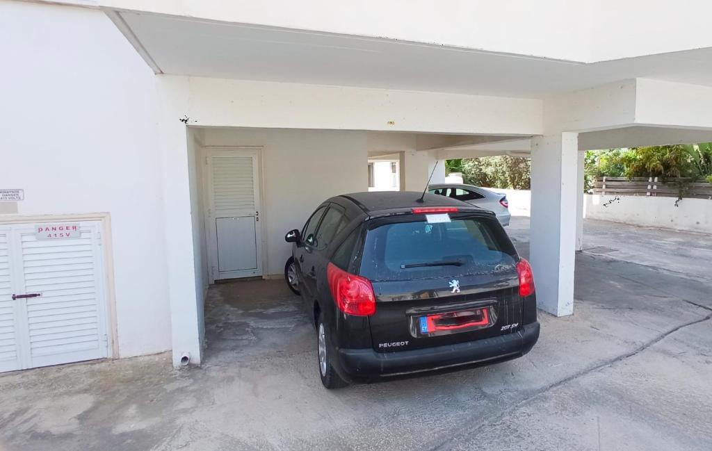 Ларнака: Luxury Maisonette Apartment -SEA VIEW, NETFLIX, GYM- 5 Min from Beach