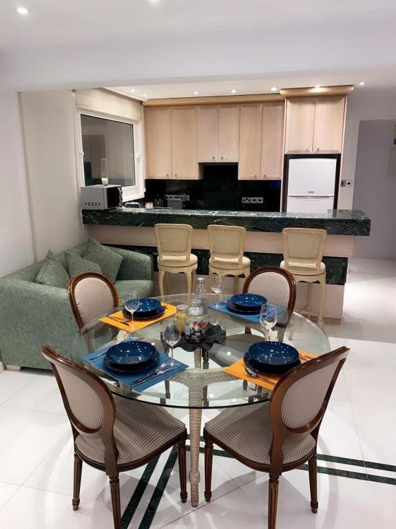 Larnaca Room, 50m to the Finikoudes beach — фото 5