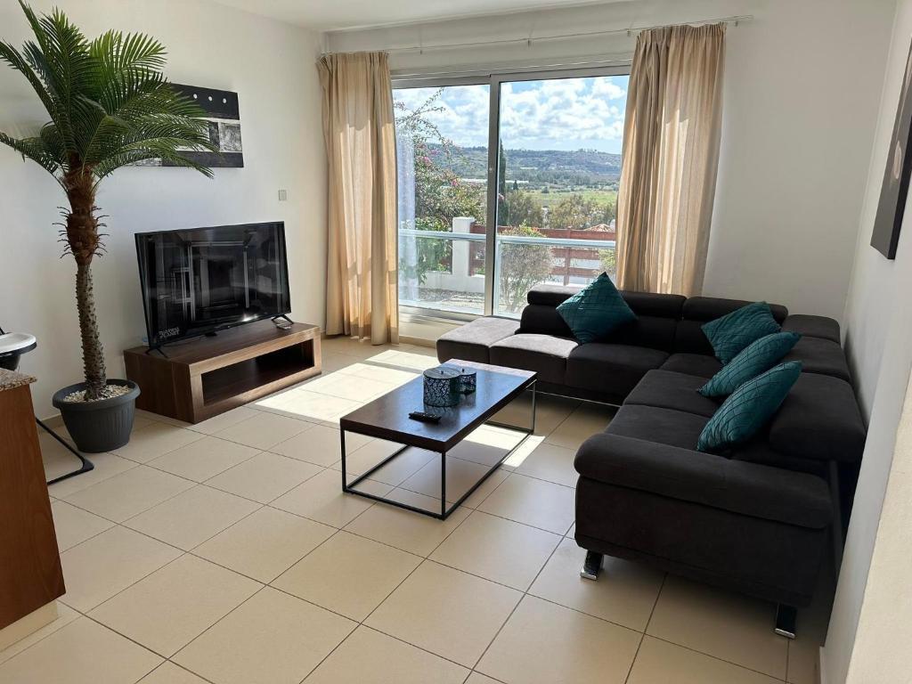 Villa Aqua Sunrise 1km From Beach With Sea Views — фото 3