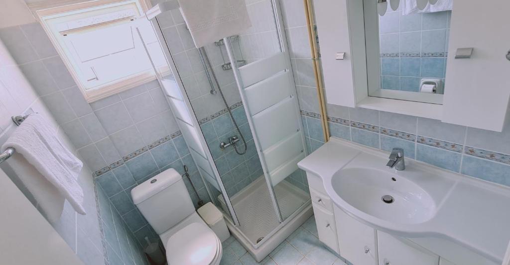 Паралимни: Stay Frederick 2 Br Penthouse