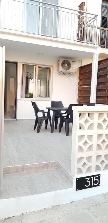 EROS Maisonette in Latchi area just 700 meters or one-minute drive from Polis Municipal Beach — фото 5
