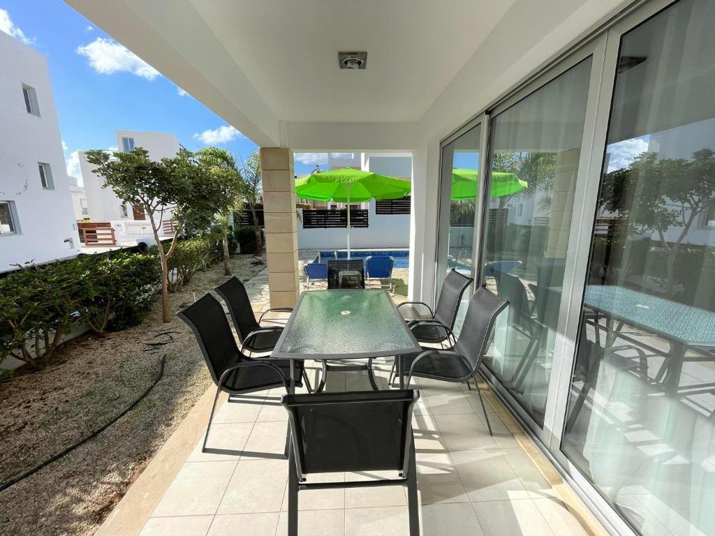 Пейя: Villa Sunny Breeze In A Prime Spot Near Everything