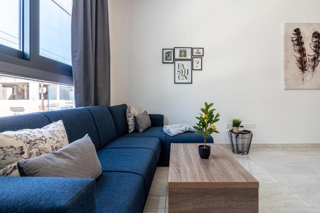 Tyche's 1 BDR apartment in Larnaca — фото 4