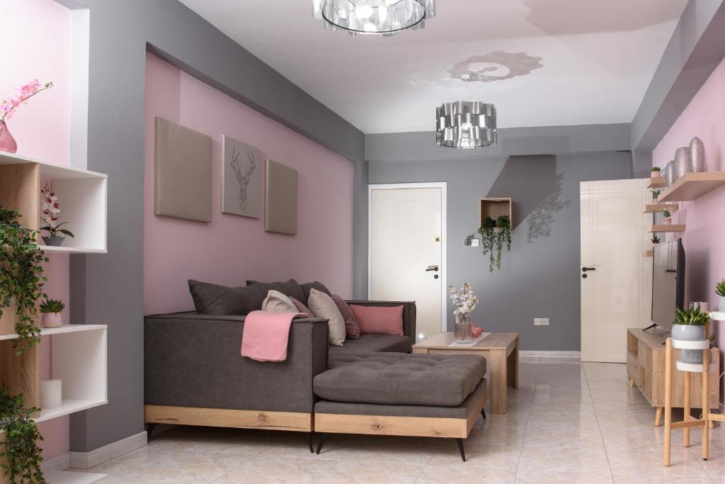 Callisto 3 Bedroom Apartment — фото 2