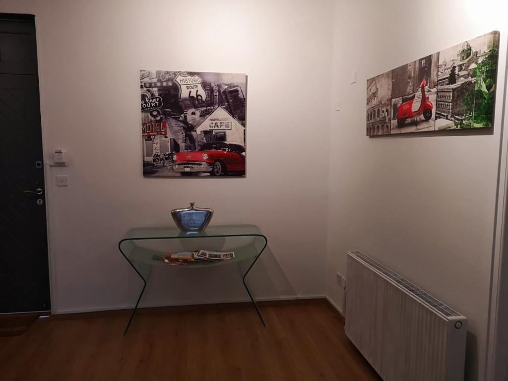 Агиа-Варвара: KALIDONIA RESIDENCE Suite Nicosia , Spacious 2 BR suite with office