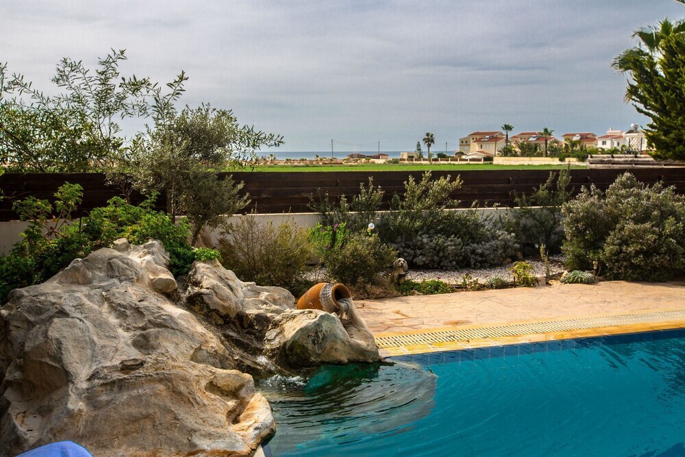 Айя-Напа: Cyprus Villa Sunny 6 Gold
