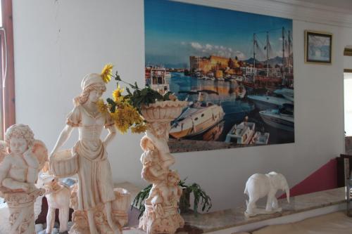 Алсанджак: Flippers Guest Bungalows