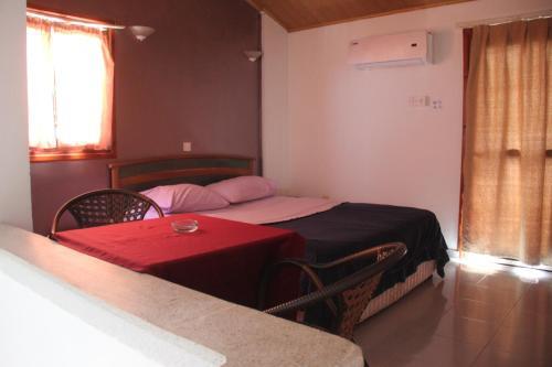 Алсанджак: Flippers Guest Bungalows