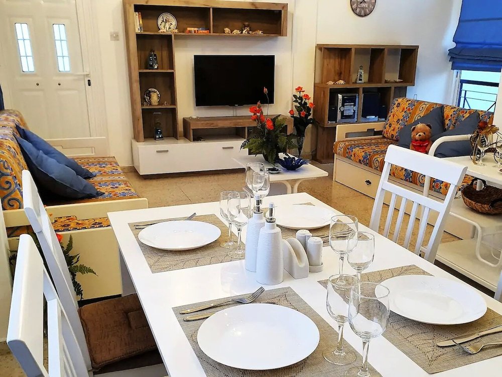 EasyStay 01 Two Bedroom Apartment — фото 6