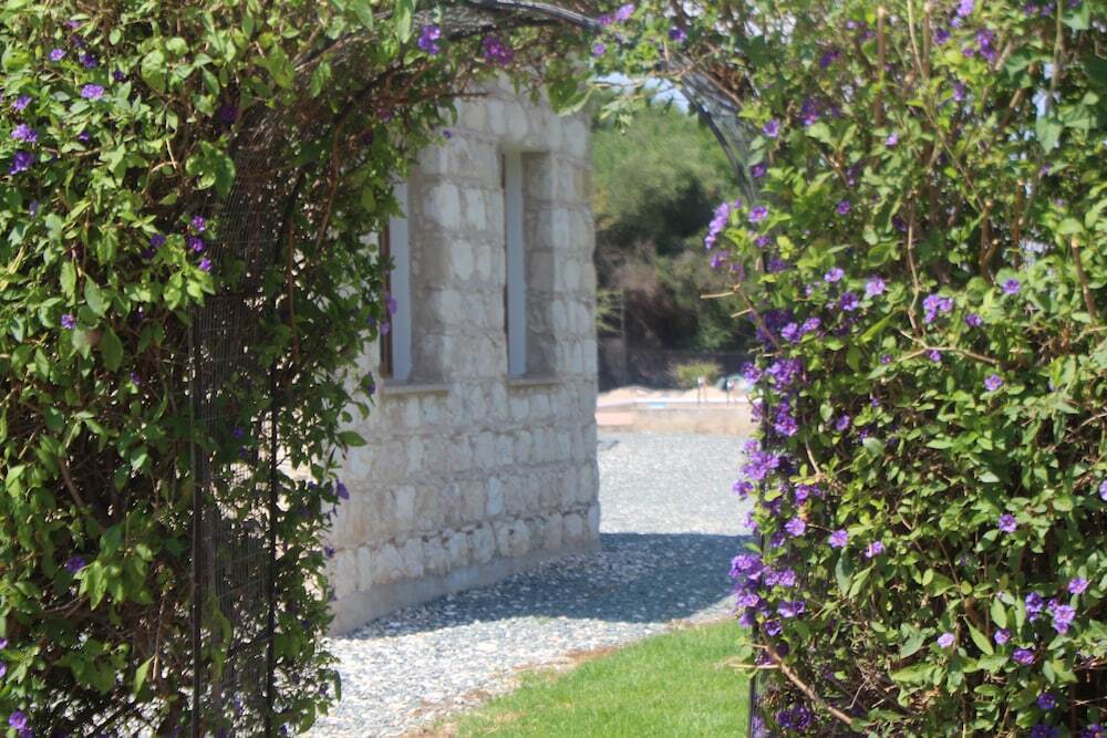 Стени: Gaia Residence in Polis Chrysochous Paphos