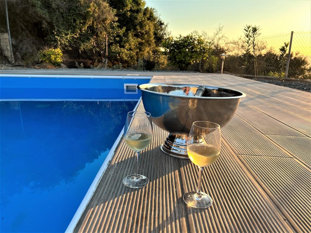 Стени: Gaia Residence in Polis Chrysochous Paphos