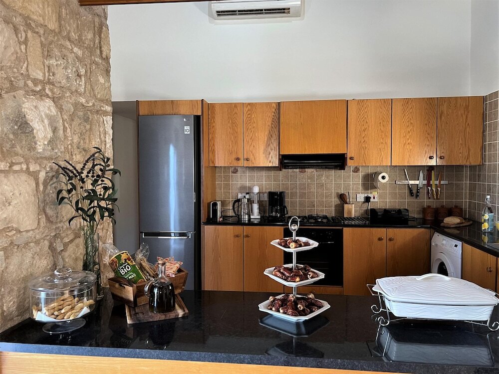 Стени: Gaia Residence in Polis Chrysochous Paphos