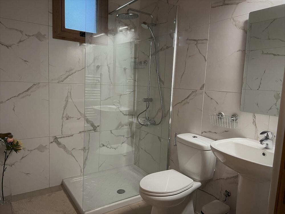 Стени: Gaia Residence in Polis Chrysochous Paphos