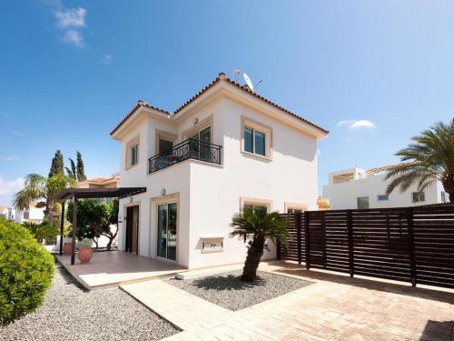 Айя-Напа: Villa Athoce20
