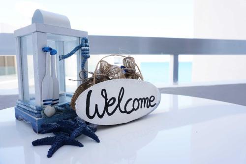 Ларнака: Lazuli Beach Apartment 501