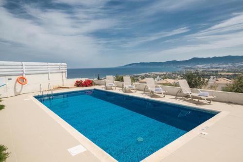 Полис Хрисохус: The Complete Guide to Renting Your Exclusive Holiday Villa in with Private Pool and Close to the Beach Latchi Villa 1261