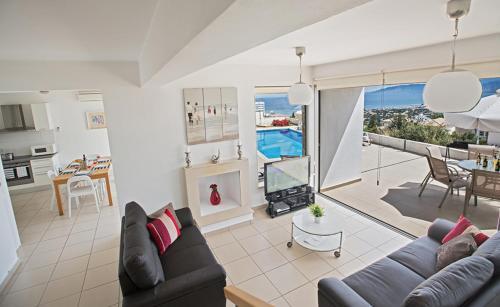 Полис Хрисохус: The Complete Guide to Renting Your Exclusive Holiday Villa in with Private Pool and Close to the Beach Latchi Villa 1261