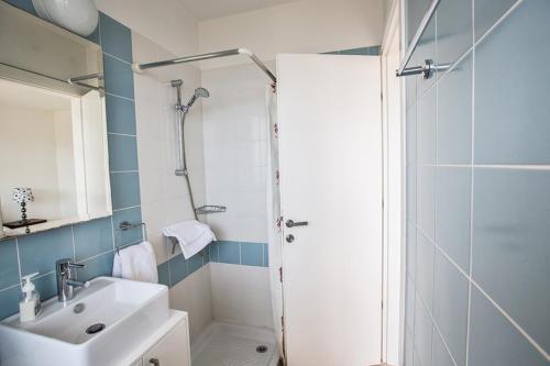 Полис Хрисохус: The Complete Guide to Renting Your Exclusive Holiday Villa in with Private Pool and Close to the Beach Latchi Villa 1261