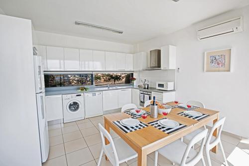 Полис Хрисохус: The Complete Guide to Renting Your Exclusive Holiday Villa in with Private Pool and Close to the Beach Latchi Villa 1261