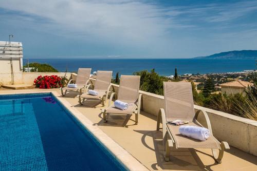 Полис Хрисохус: The Complete Guide to Renting Your Exclusive Holiday Villa in with Private Pool and Close to the Beach Latchi Villa 1261