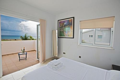 The Ultimate 5 Star Holiday Villa in Sotira with Private Pool And Close To the Beach, Sotira Villa 1299 — фото 3