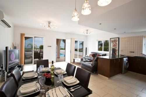 Айя-Напа: The Ultimate 5 Star Holiday Villa in Sotira with Private Pool And Close To the Beach, Sotira Villa 1299