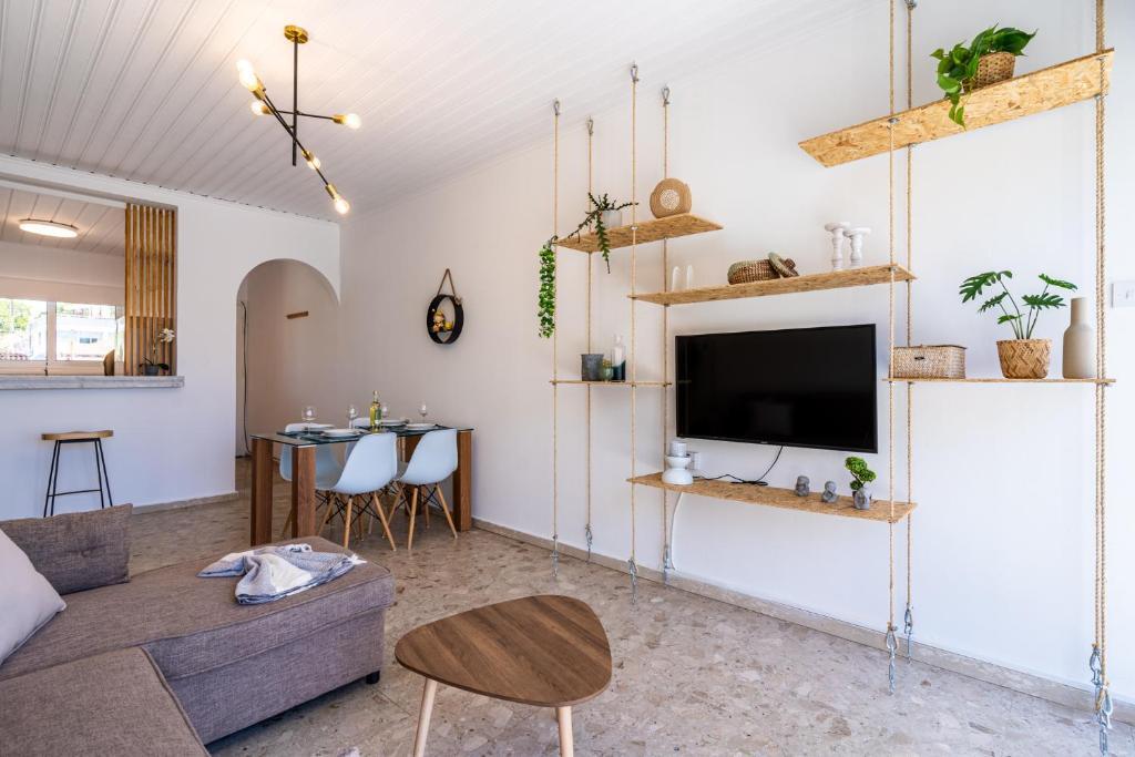 Ларнака: Keylana's 2-Br Apt in Pyla