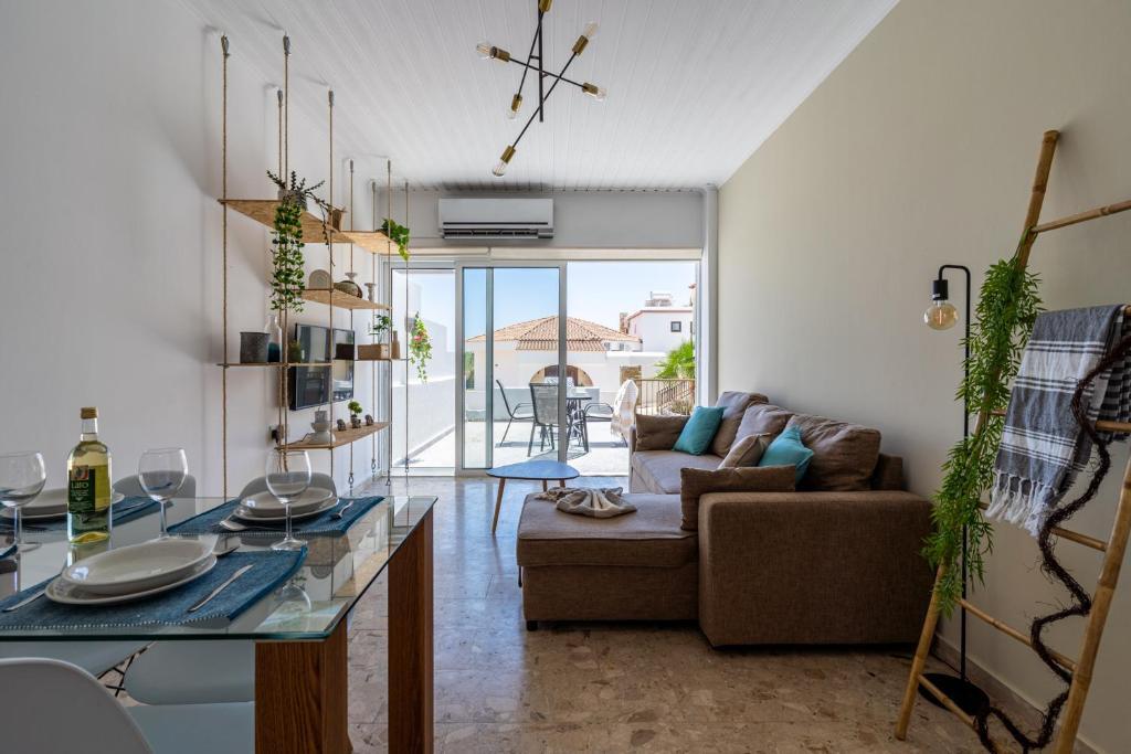 Ларнака: Keylana's 2-Br Apt in Pyla