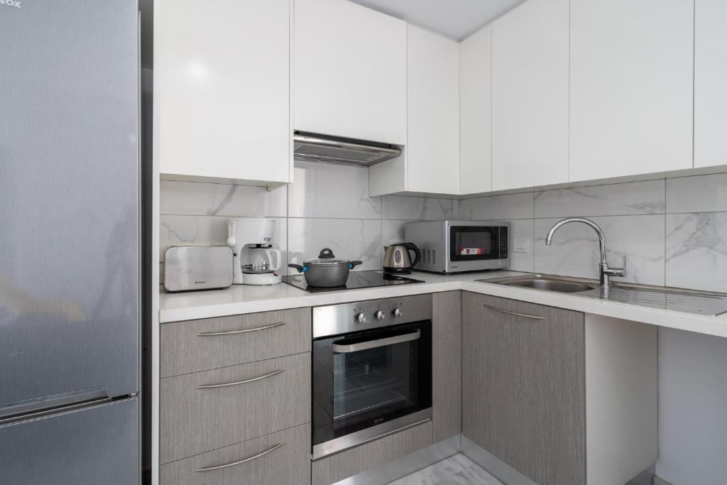 Ларнака: Oyster 1-BR Apt in Larnaca