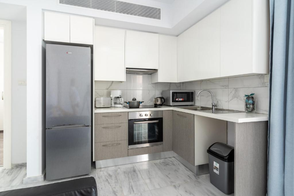 Oyster 1-BR Apt in Larnaca — фото 6
