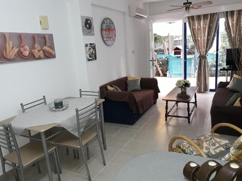Ларнака: LCA2 flat for you apartment