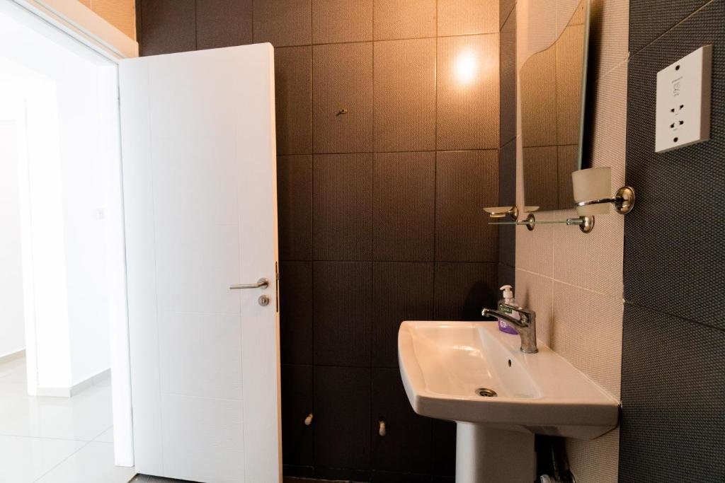 Алсанджак: Spacious Three-Bedroom Apartment with Sea View A2