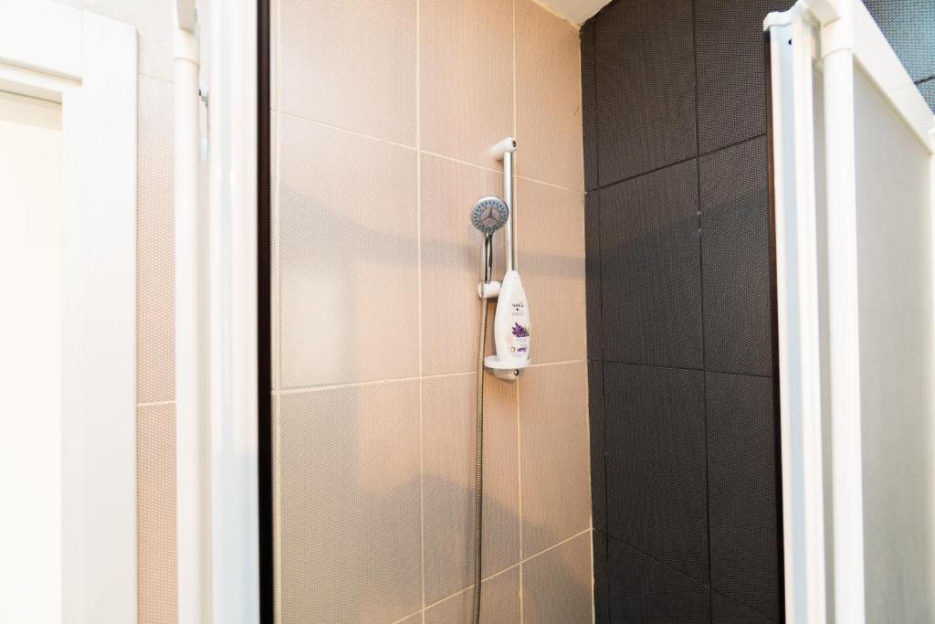 Алсанджак: Spacious Three-Bedroom Apartment with Sea View A4