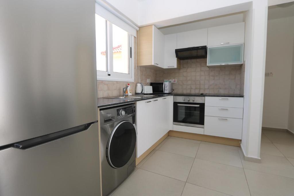Nissi 3 Amazing Sea View Apartment — фото 3