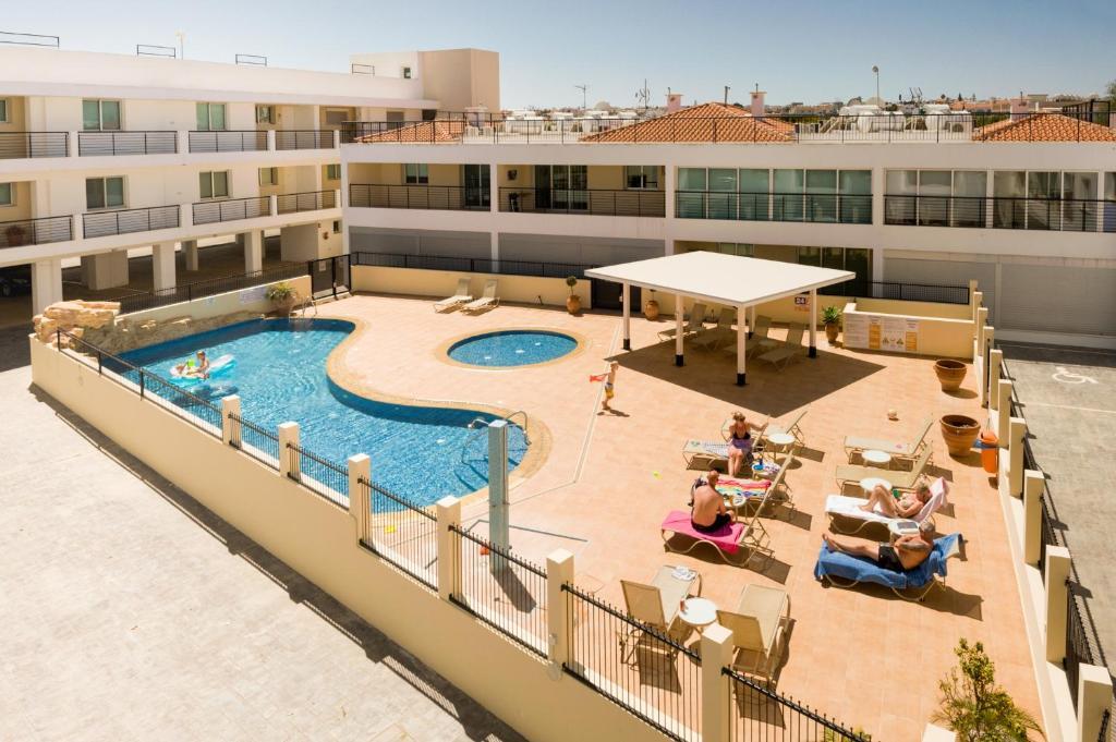 Паралимни: SEABREEZE APARTMENT 200m away from the sea