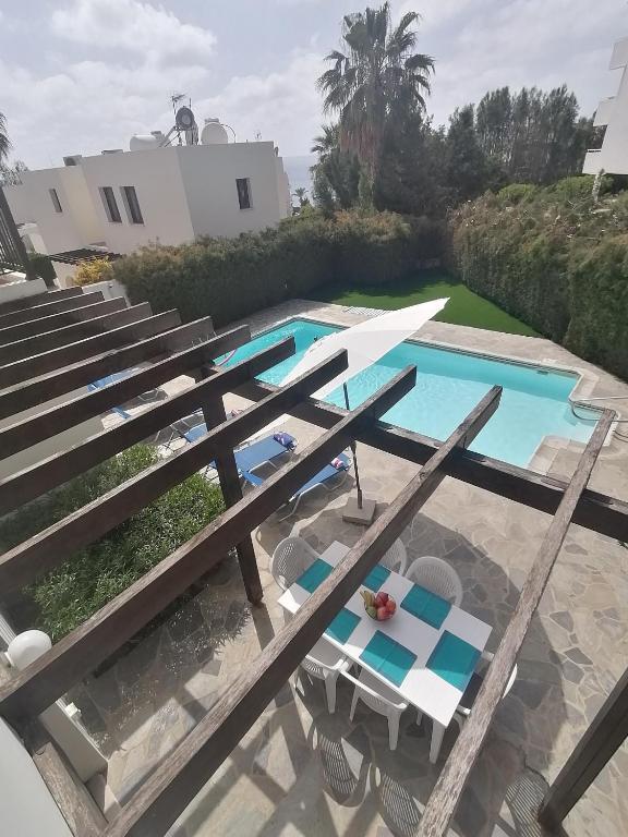 Киссонерга: Spacious 3 bedroom villa private pool