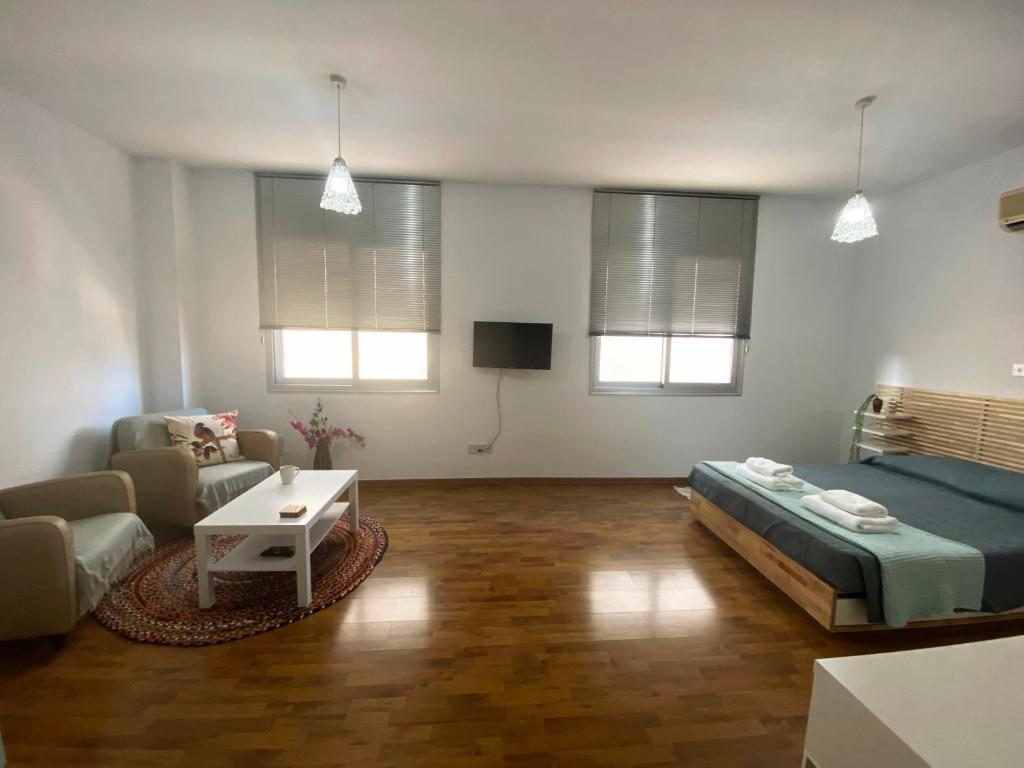 Героскипу: Lovely studio apartment in Pafos